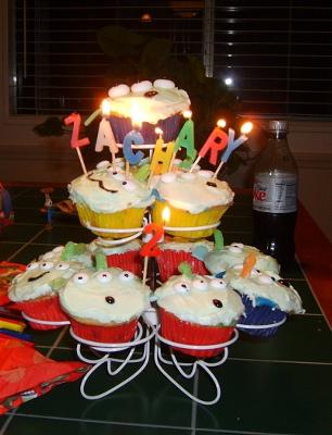  Story Birthday Cake on Homemade Toy Story Cupcakes