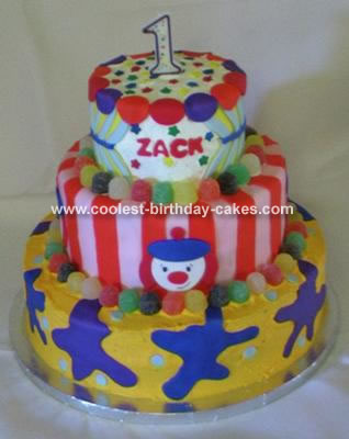 Fondant Birthday Cakes on Jojo The Clown Cake 17