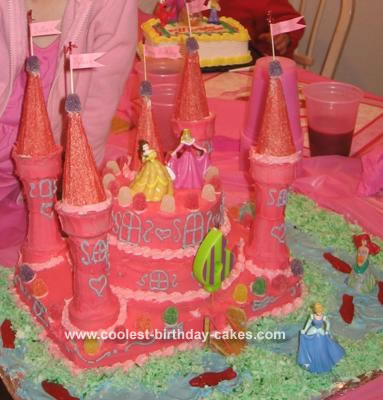 I made this pink castle cake for my niece's 6th birthday party, 