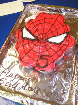 Spiderman Birthday Cakes on Spiderman Cake