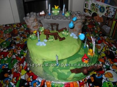 Awesome Angry Birds Birthday Cake