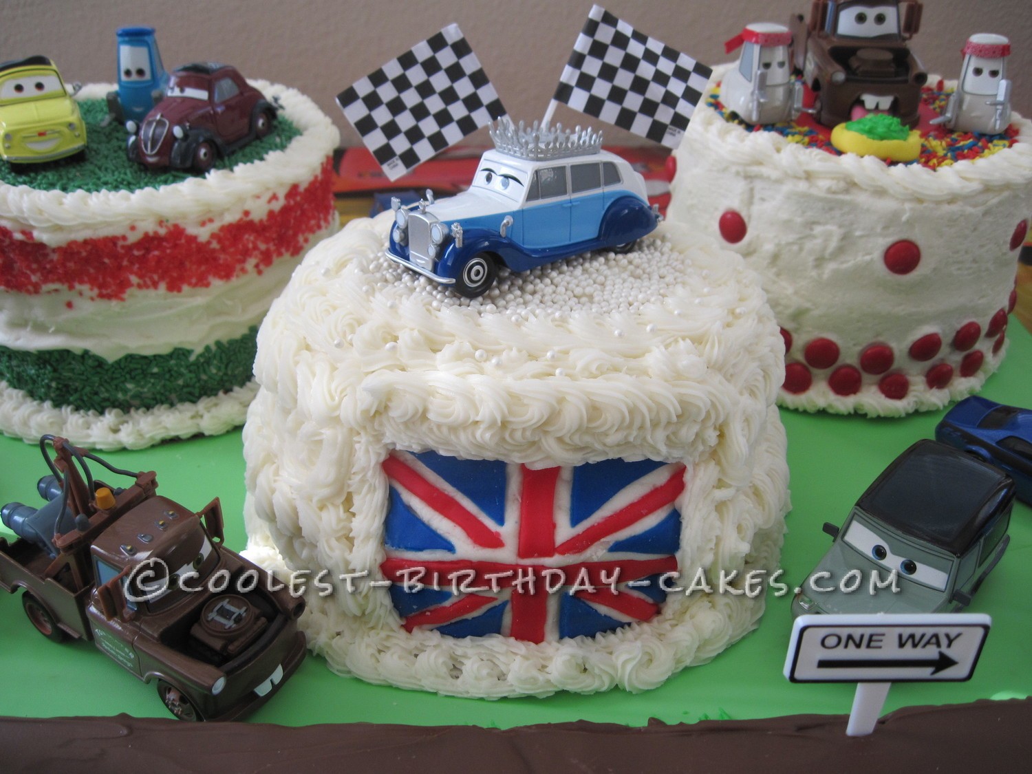 Awesome CARS 2 Scene Made of Cakes for a 4th Birthday