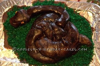 Coolest Snake Cake