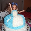 Cool Alice In Wonderland Cake