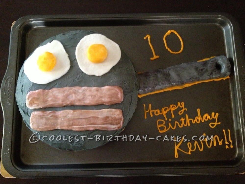 Coolest Bacon and Eggs Cake