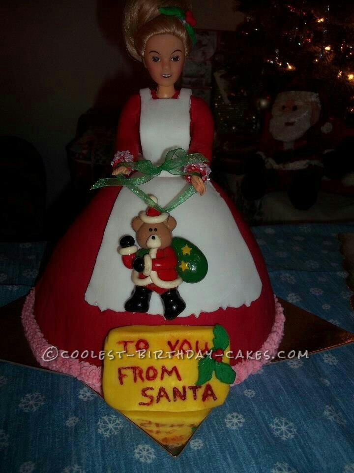 Last-Minute Mrs. Santa Claus Cake Design