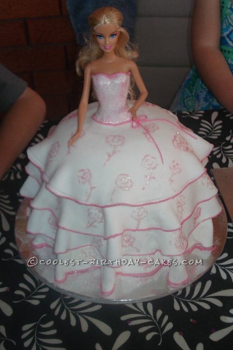 Pretty as a Princess Cake for my 4 Year Old Daughter