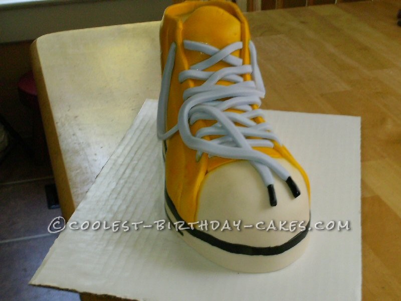 Cool Shoe Cake for Best Friend's Birthday