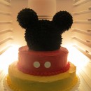1st Birthday Cake for my Daughter who loves Mickey Mouse