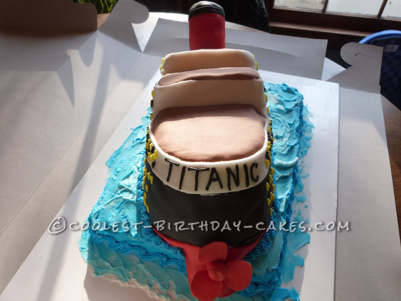 the back of the Titanic with gum paste propeller