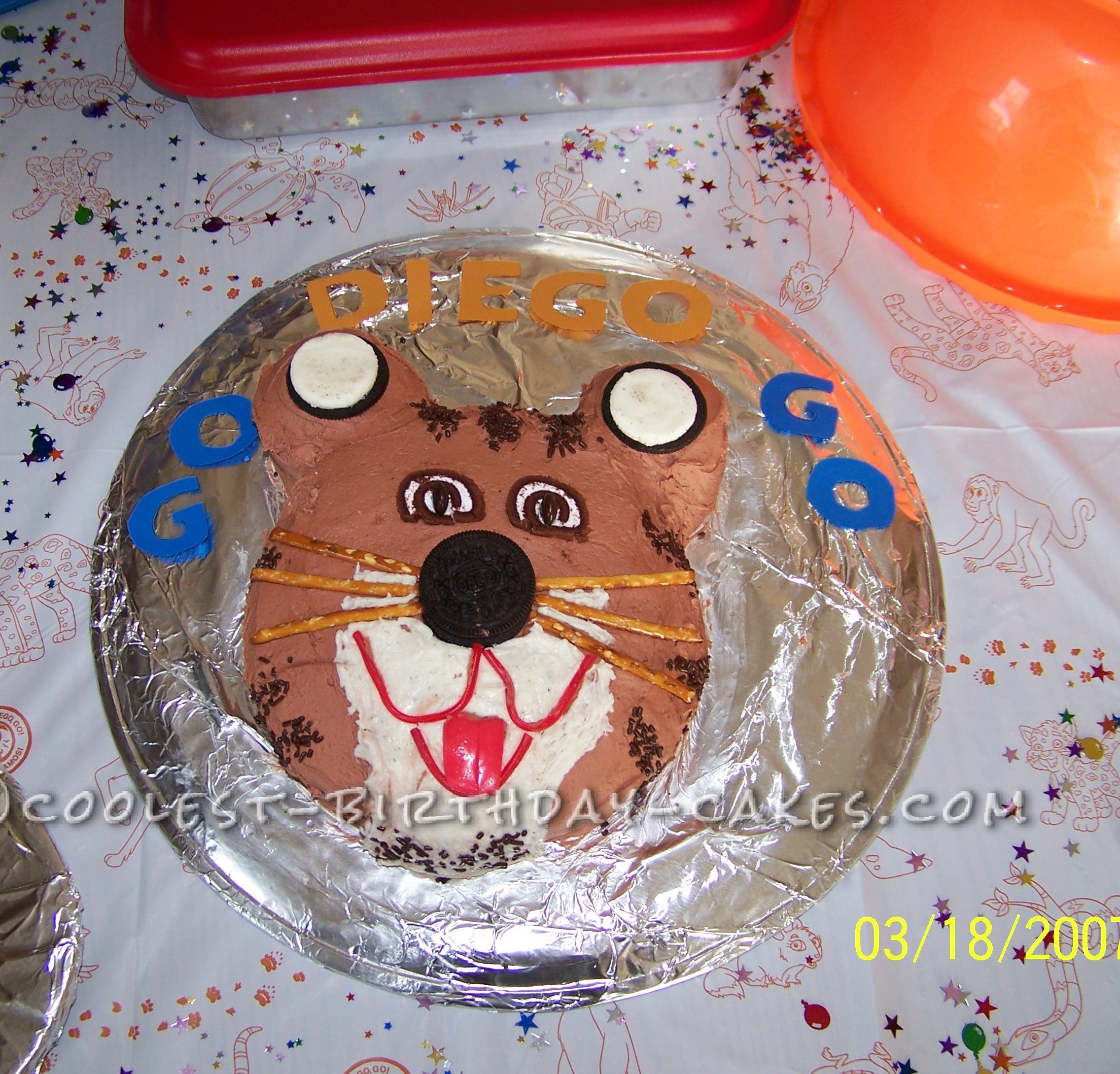 Coolest DIY Birthday Cakes | Jaguar (Go Diego Go) Cakes
