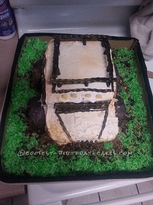 Cool Jeep Groom's Cake