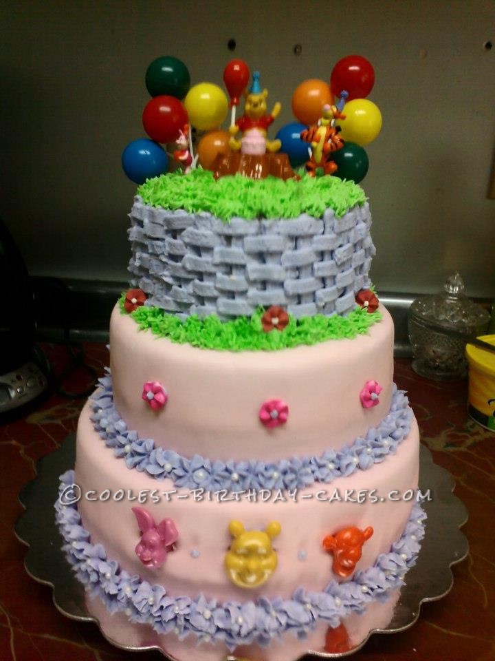 Winnie the Pooh and Friends Birthday Cake