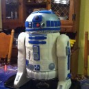 Coolest R2-D2 Birthday Cake