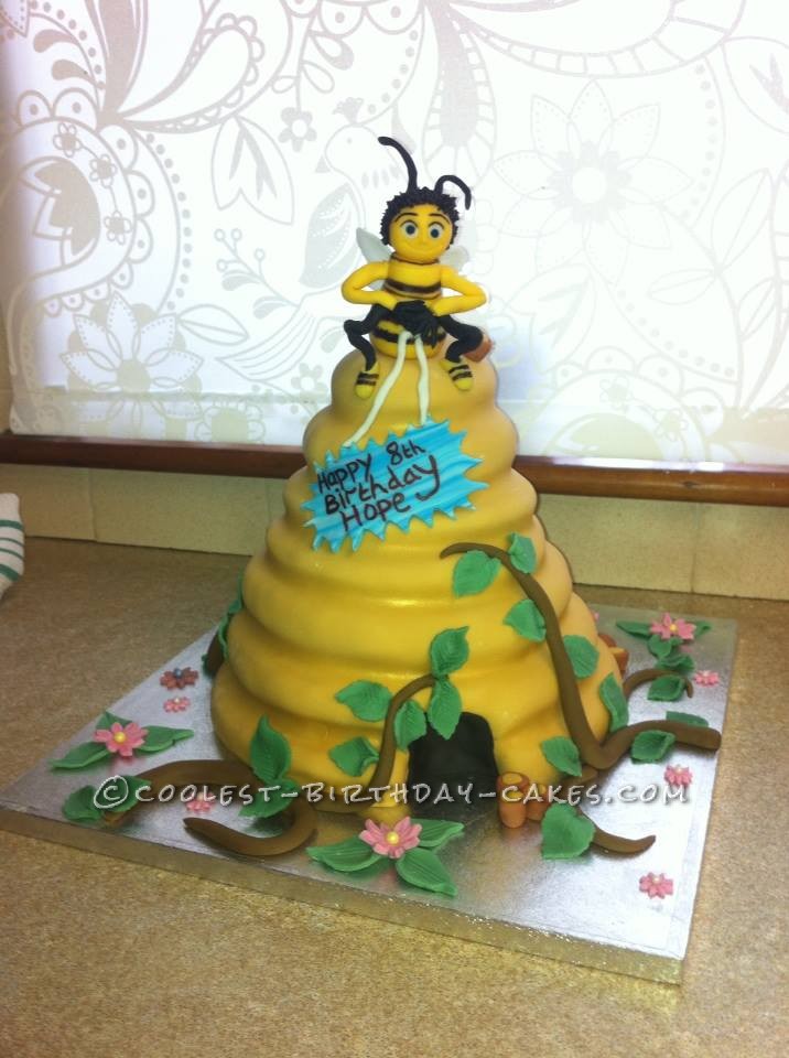 Coolest Bee Movie Cake