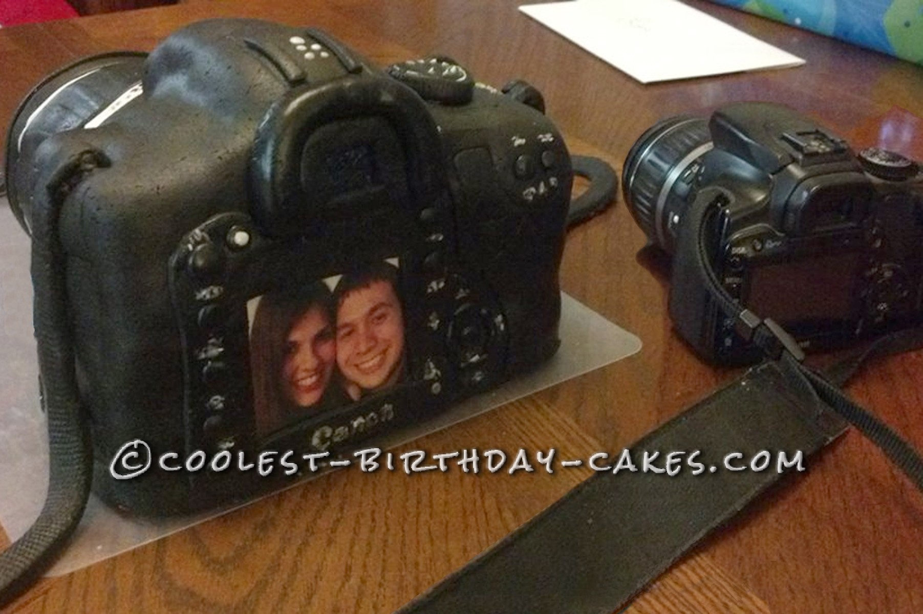 Back of Camera Cake in comparison with real camera