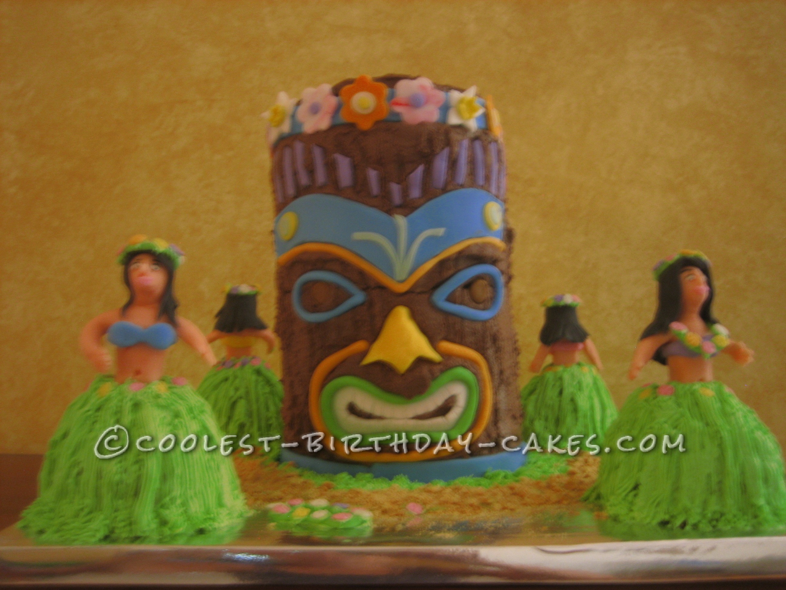 Coolest Hawaiian Luau Tiki Cake