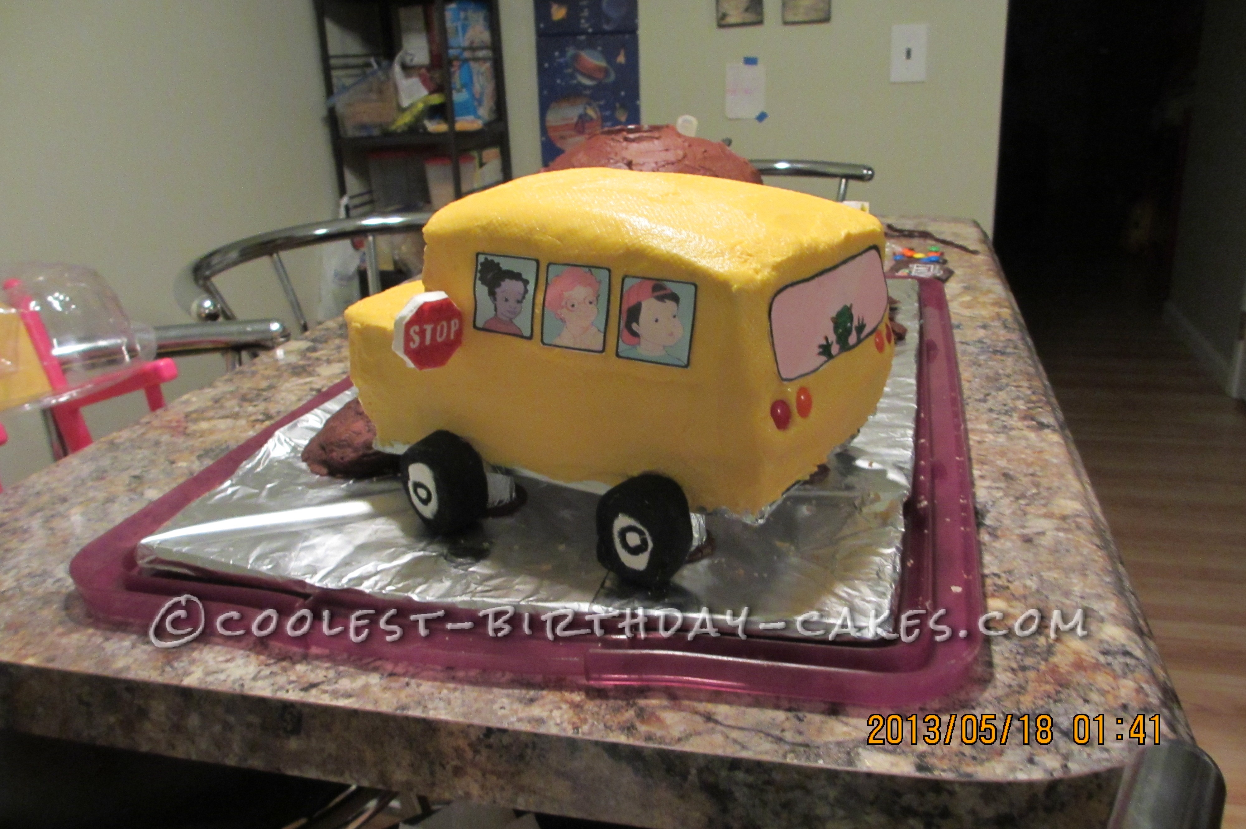 Magic School Bus Blows It's Top Cake