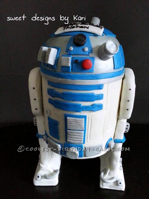Awesome Freestanding R2D2 Cake - Entirely Homemade!