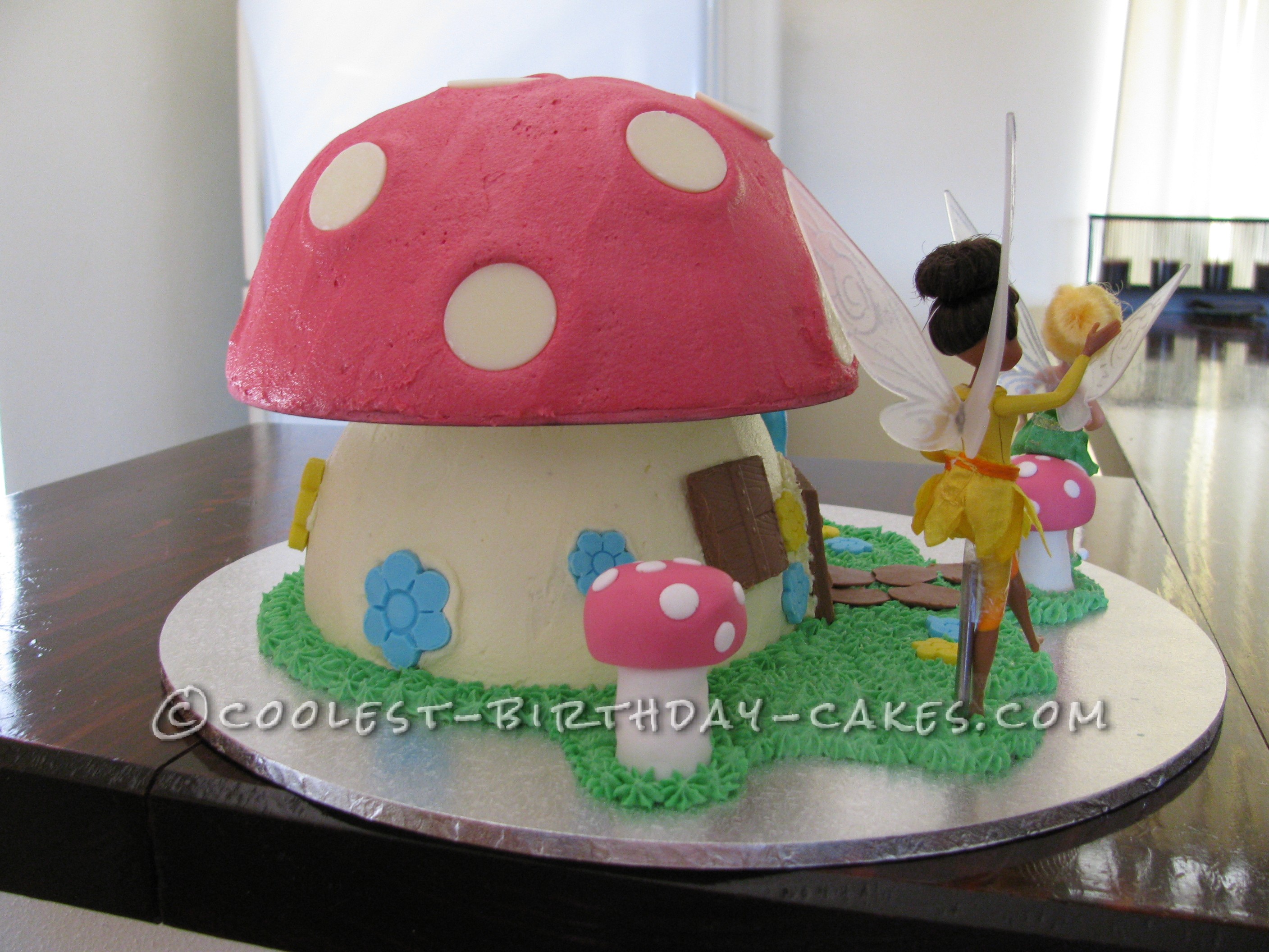Coolest Fairy Toadstool House Cake