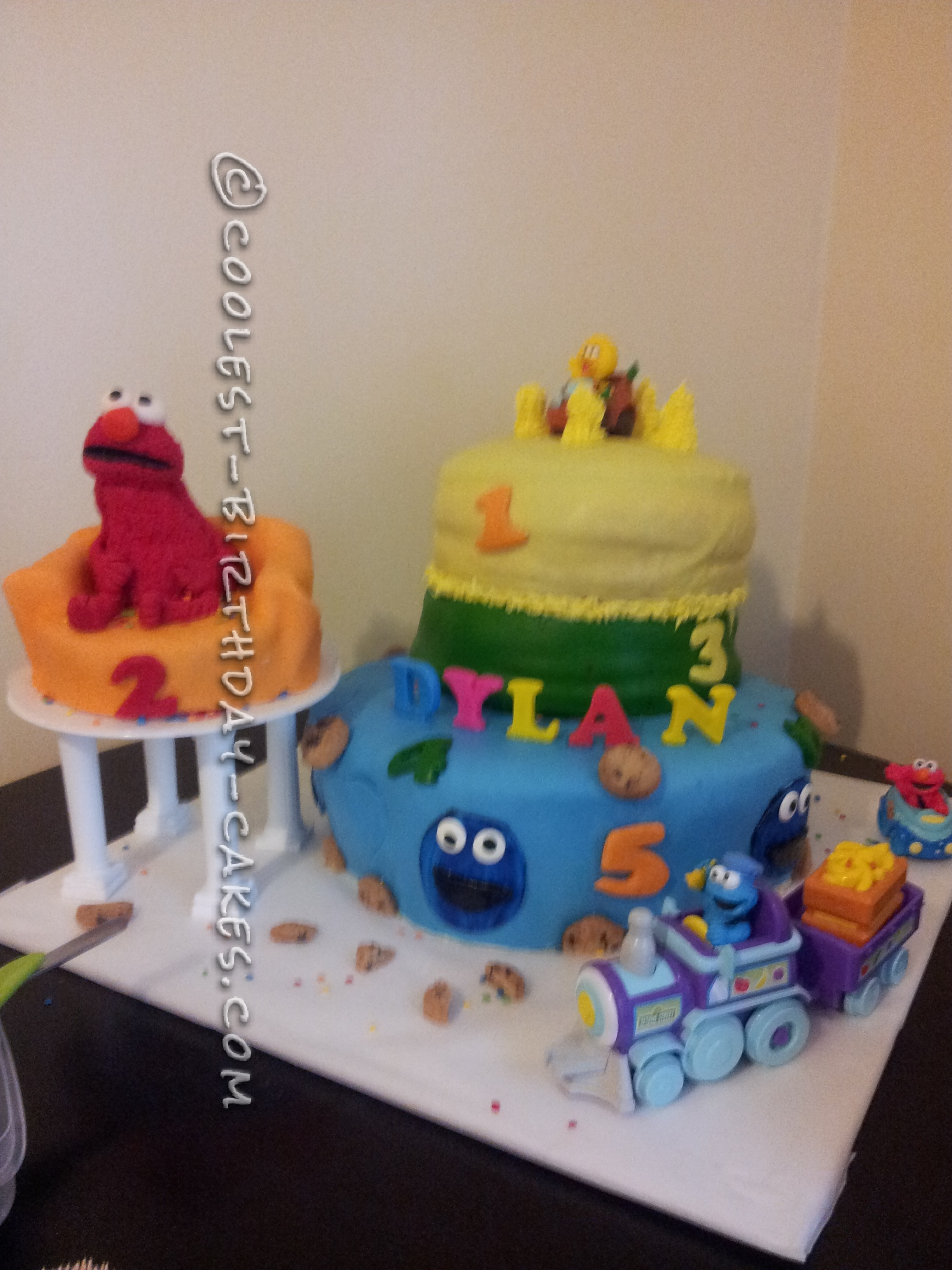 Awesome Sesame Street Birthday Cake for a 2 Year Old Boy