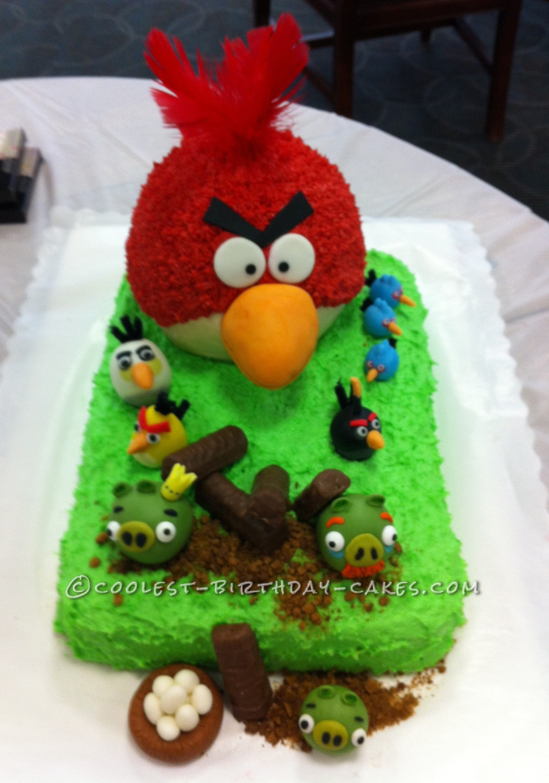 Crazy Cool Angry Birds Cake