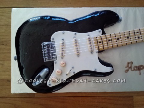 Guitar Template For Cake from www.coolest-birthday-cakes.com