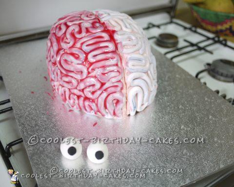 Gruesome Brain Cake for a Science Party