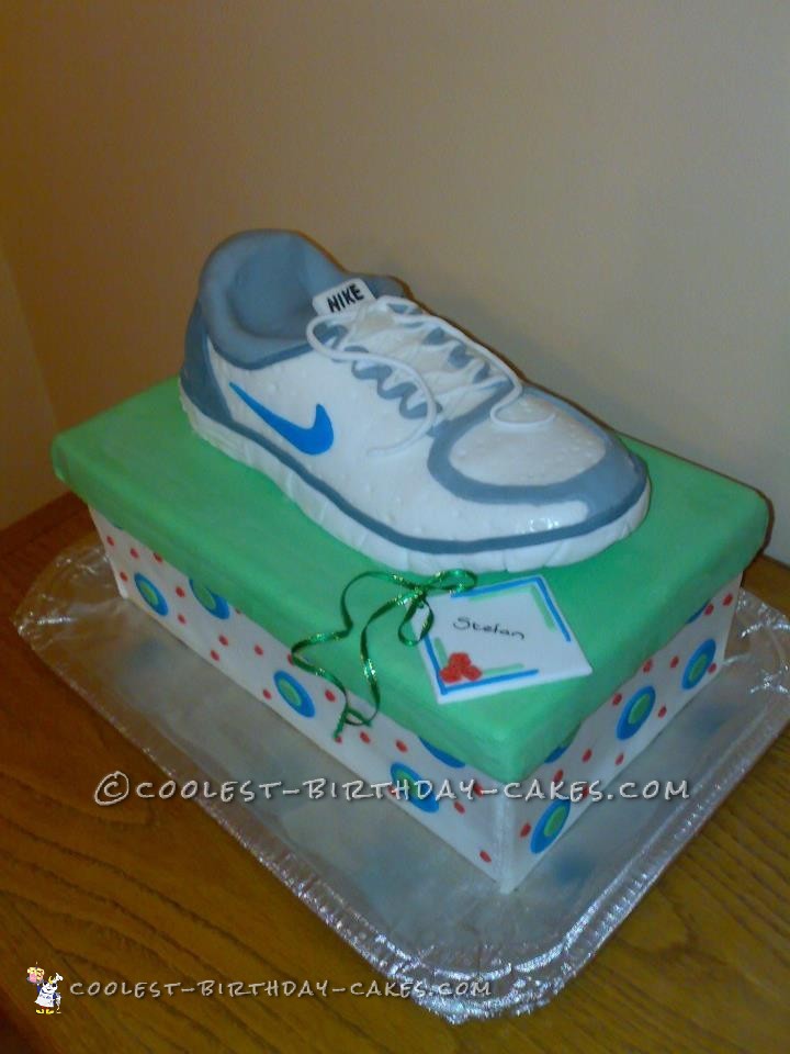 Running Shoe Cake