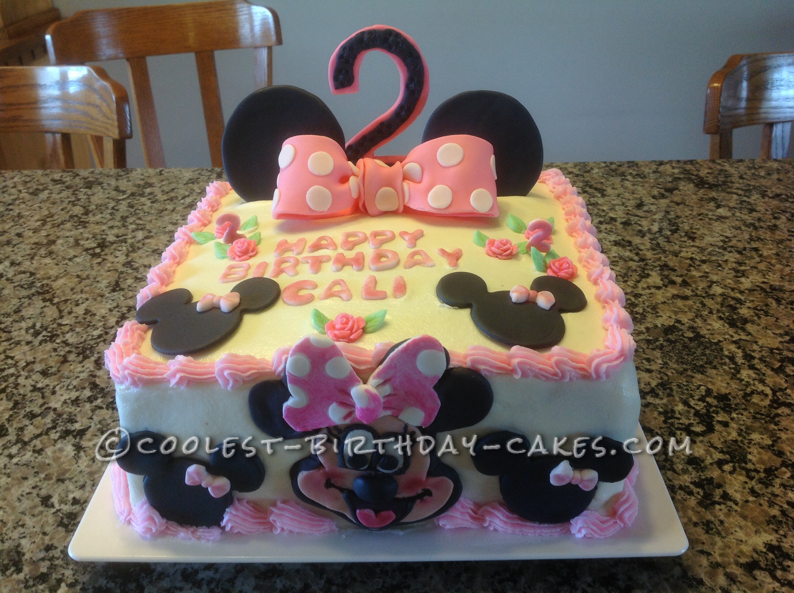 Minnie Mouse Birthday Cake