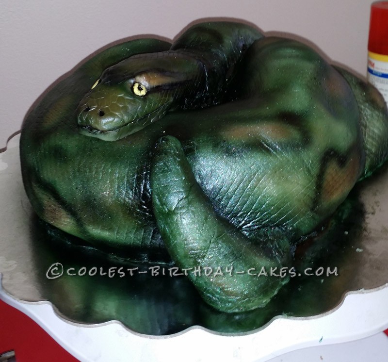 Amazing Snake Cake: So Real It's Scary!