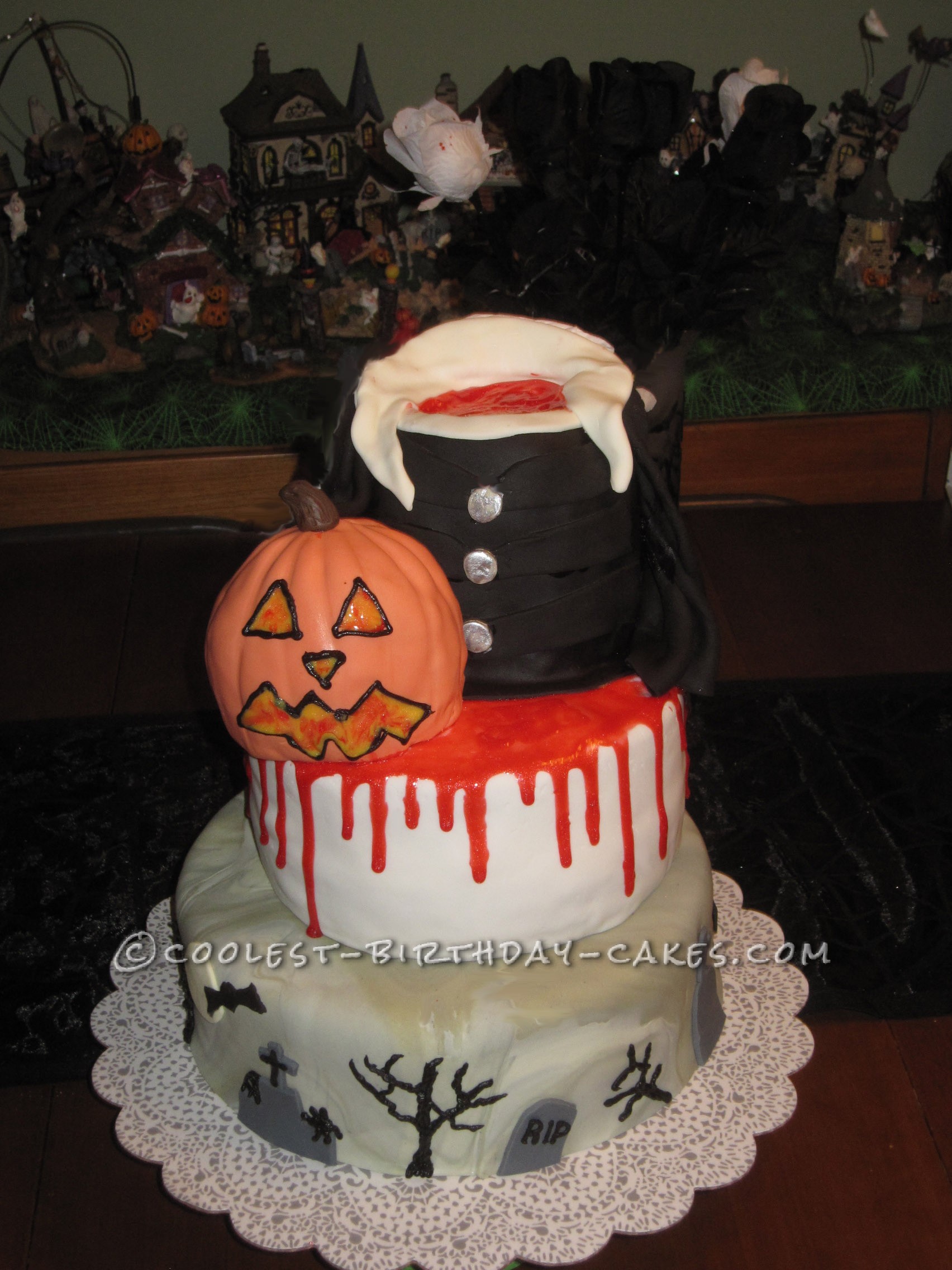 Coolest Headless Halloween Cake