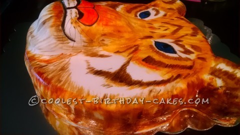 Coolest Hand-Painted Tiger Cake