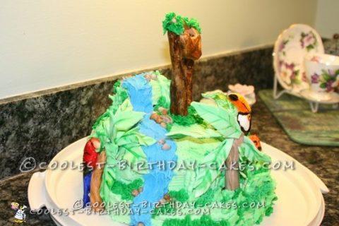 Coolest Rainforest Animals Cake