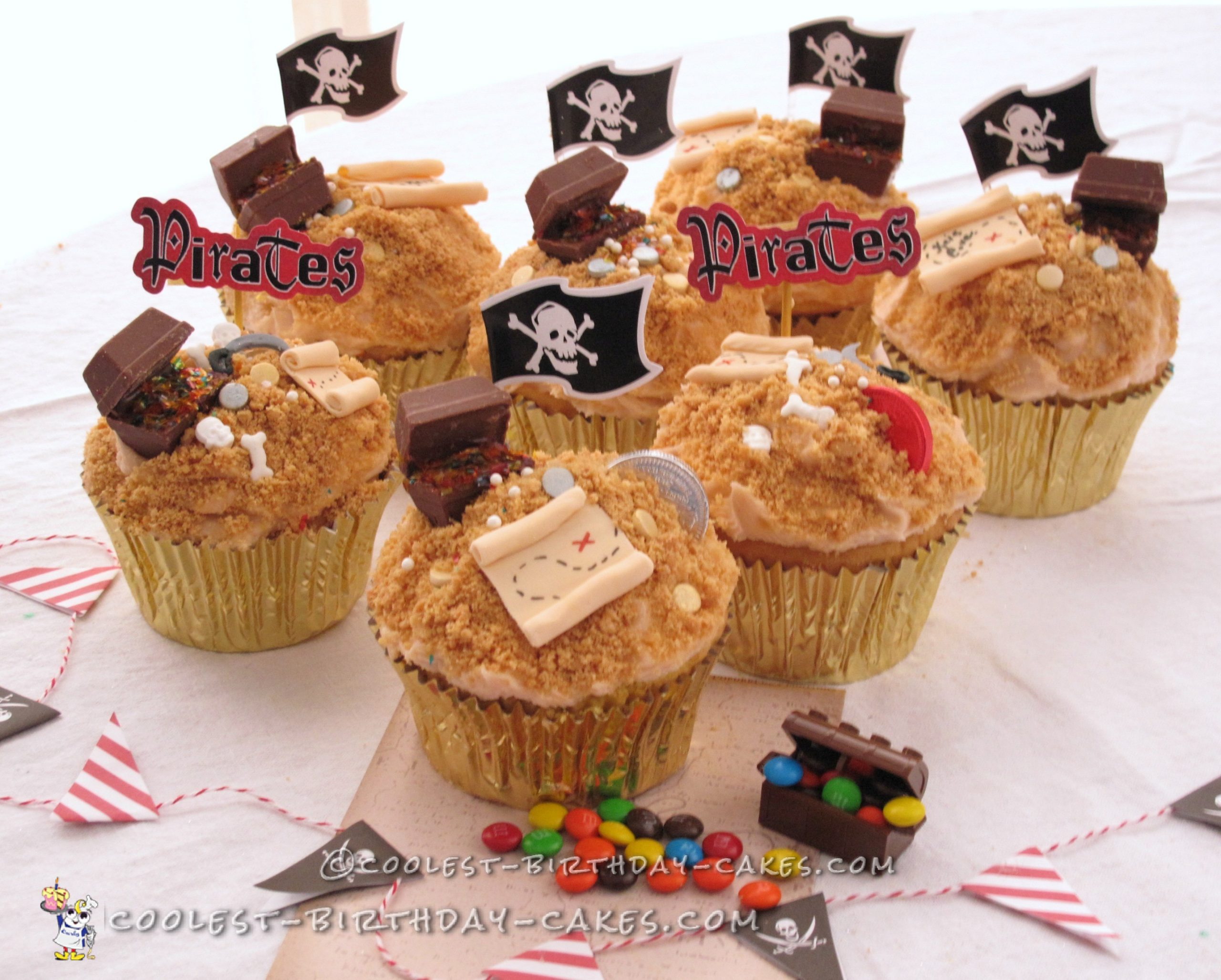 Cool Pirate Treasure Cupcakes