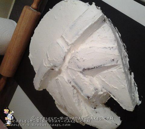 Millennium Falcon Star Wars Cake