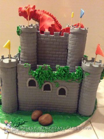 Coolest Medieval Fantasy Castle Cake