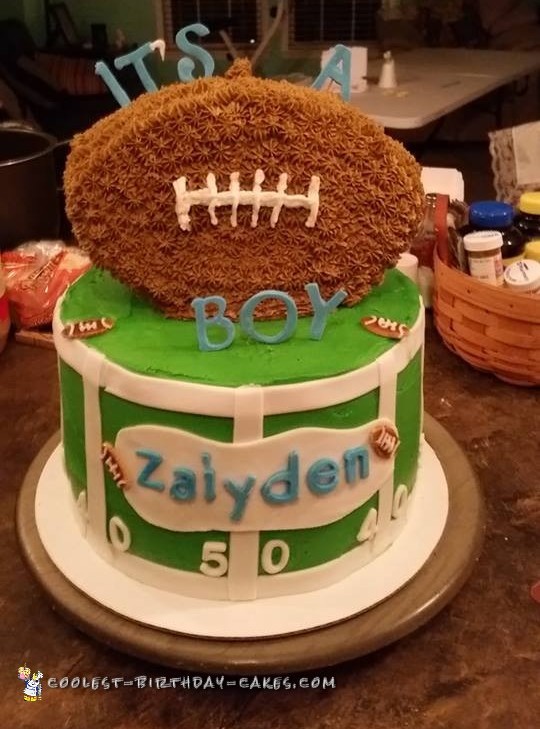 Cool Football Field Cake