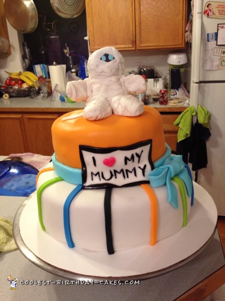 Mummy Baby Shower Cake