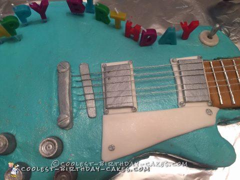 Awesome Gibson Electric Guitar Cake