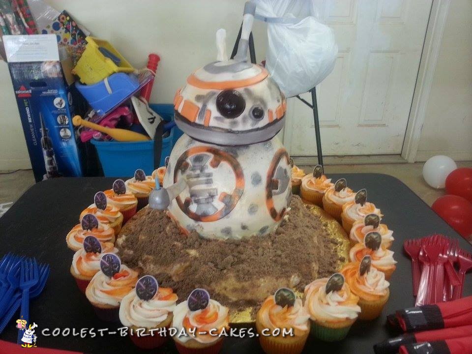 Cool Star Wars BB8 Birthday Cake