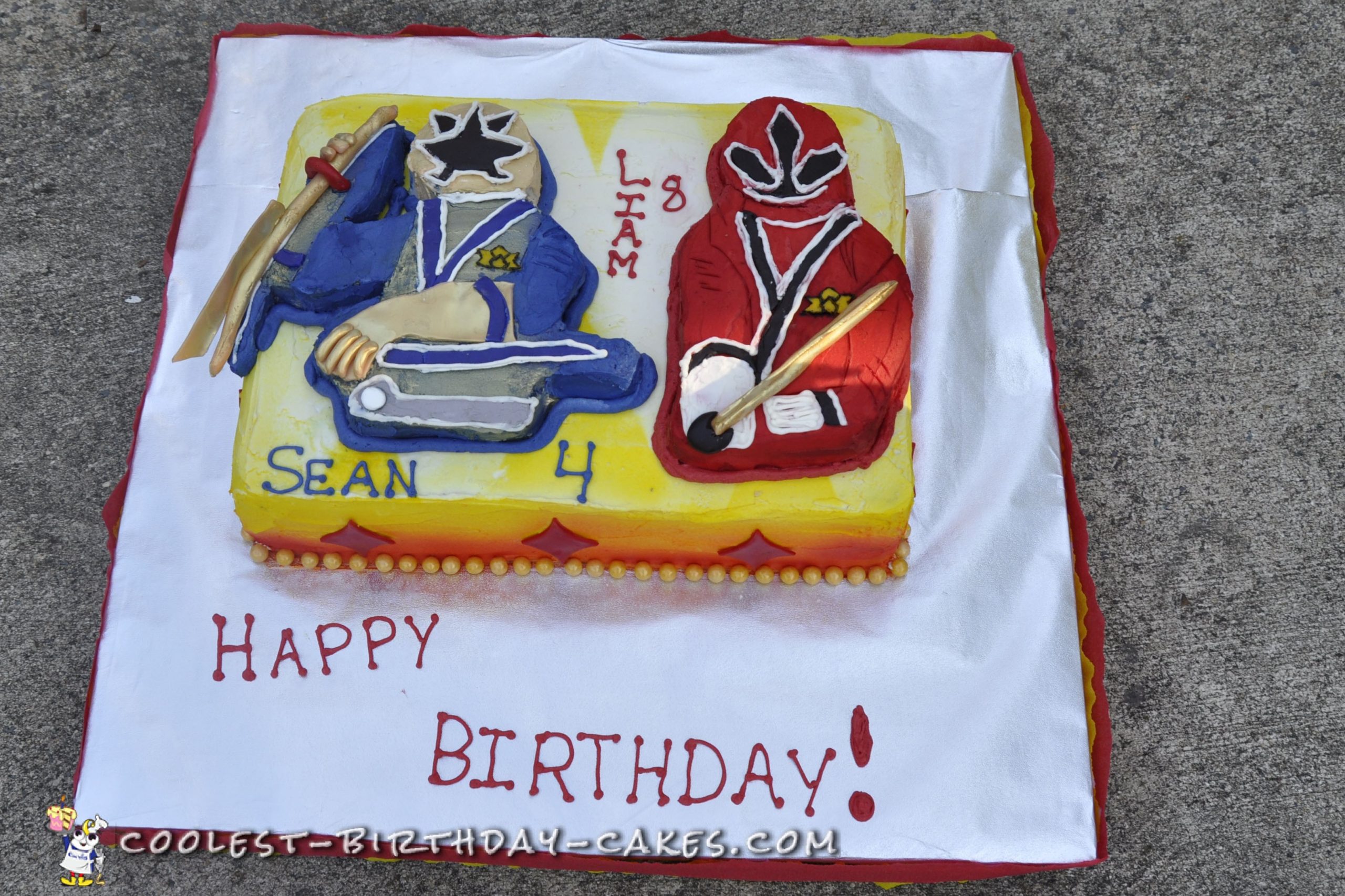 Cool Power Rangers Samurai Birthday Cake for Two
