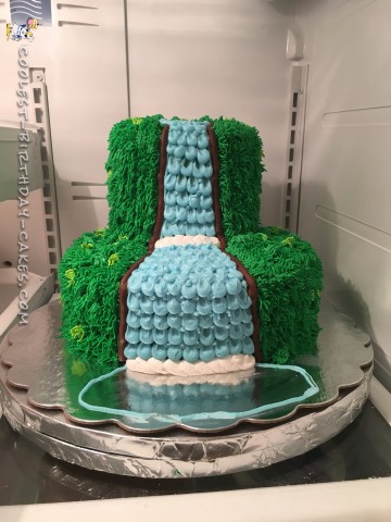 Amazing Homemade Jungle Cake with a Waterfall