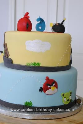 coolest-angry-birds-birthday-cake-17-21626140.jpg
