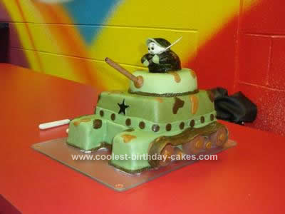 coolest-army-tank-birthday-cake-87-21407569.jpg