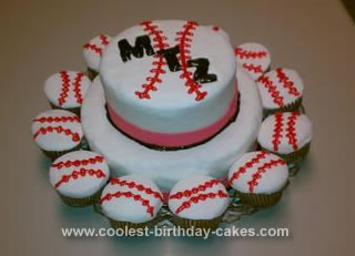 Homemade Baseball Team Cake