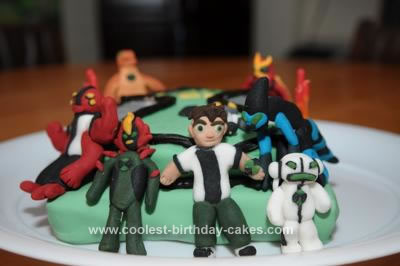 Cool Homemade Ben 10 Cake with Fondant Characters