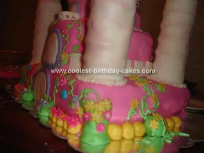 coolest-castle-birthday-cake-452-21379586.jpg