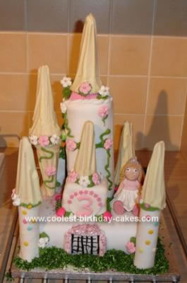 Ellies Homemade Castle Cake