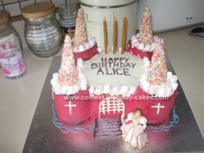 coolest-castle-cake-idea-450-21379013.jpg
